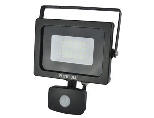 Faithfull Power Plus SMD LED Security Light with PIR 20W 1600 lumen 240V FPPSLWM20S