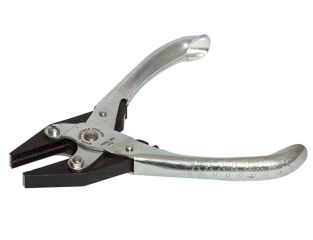 Maun Flat Nose Pliers Serrated Jaw 160mm (6.1/4in) MAU4860160